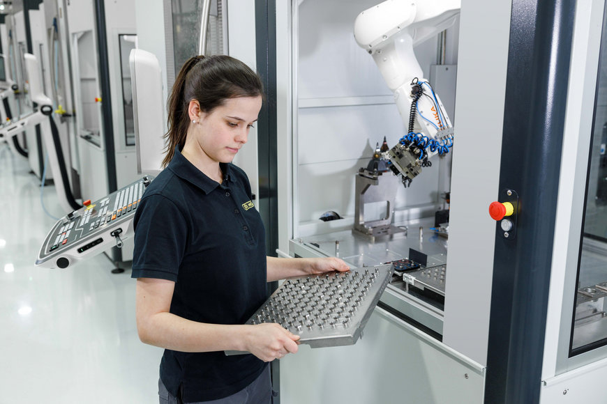 Automatisierte Herstellung von Präzisionswerkzeug: Paul Horn schreibt Erfolgsgeschichte mit KUKA Customer Ser-vice